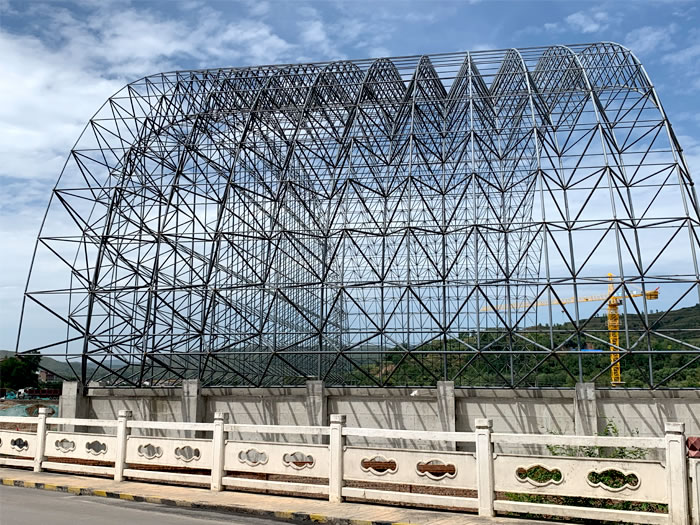 莱芜山寨矿储煤棚网架